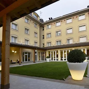 https://virginia-palace.it-lombardy.com